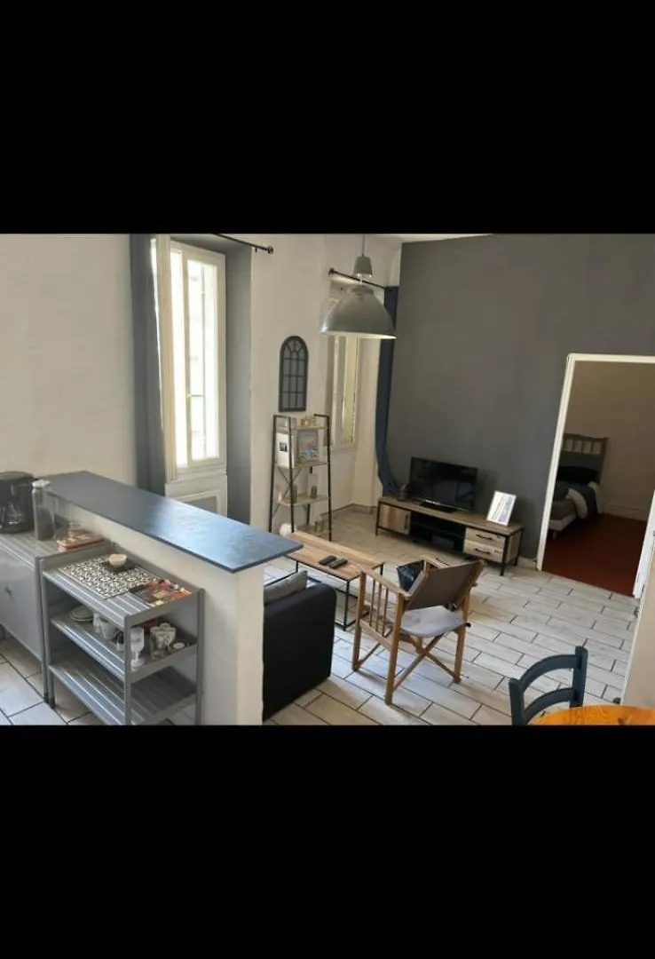 Bright Flat Near The Beach And Old Port Marseille 0*,  France